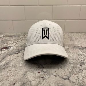 Nike Tiger Woods drifit hat